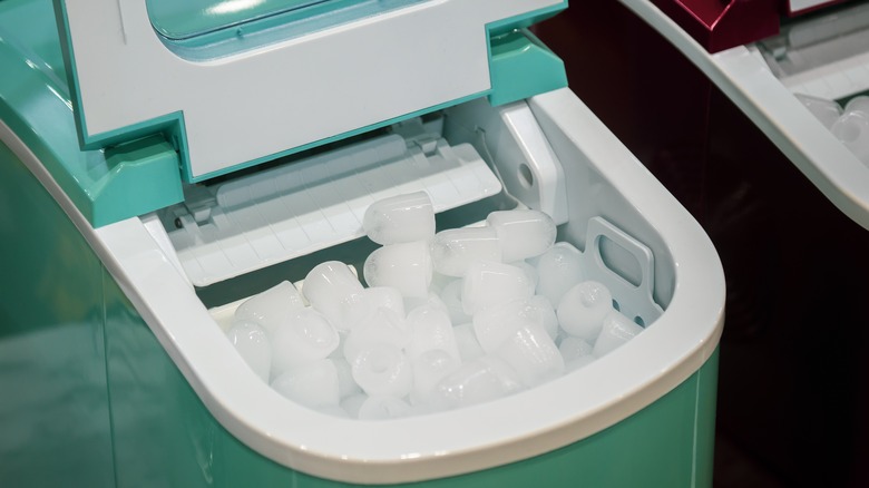 countertop ice maker