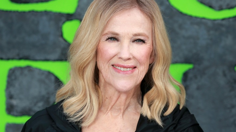 Catherine O'Hara smiling at a red carpet event