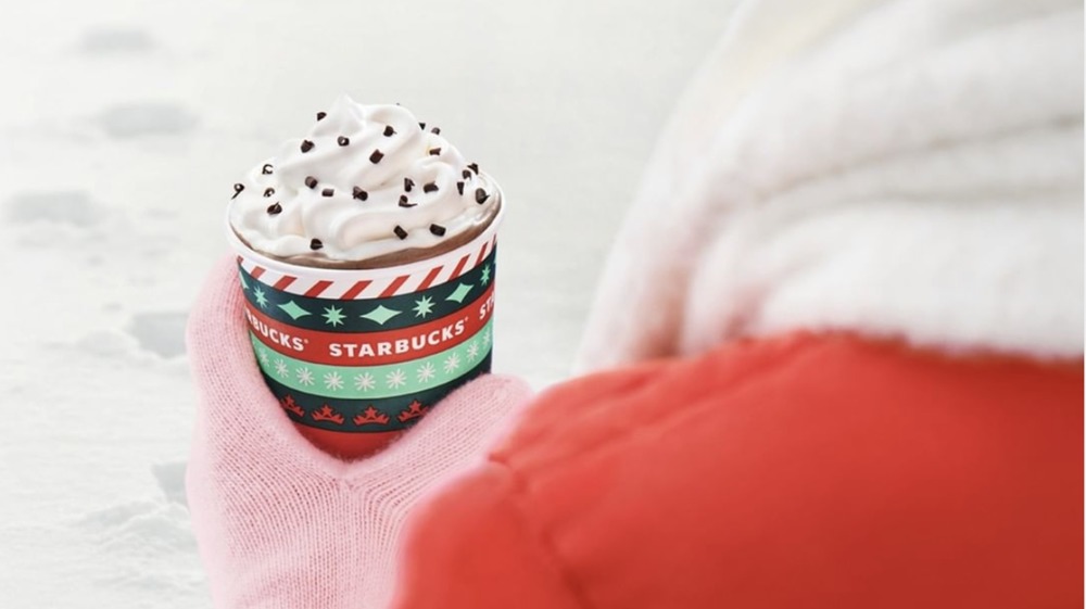 This Peppermint Sweet Cream Cold Brew Off The Starbucks Secret Menu Is  Christmas In A Cup