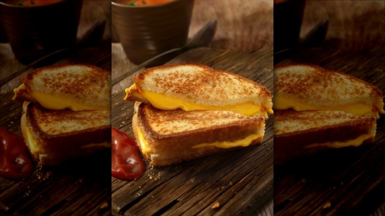 Grilled cheese sandwich