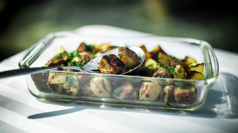 Pyrex glass baking dish