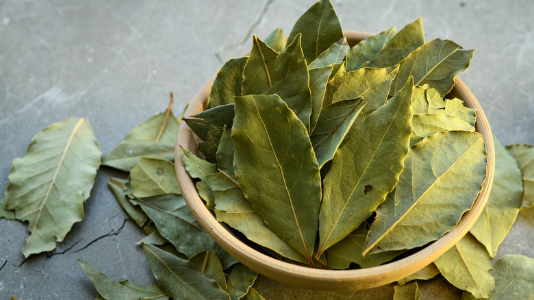 Bowl of dried bay leaves