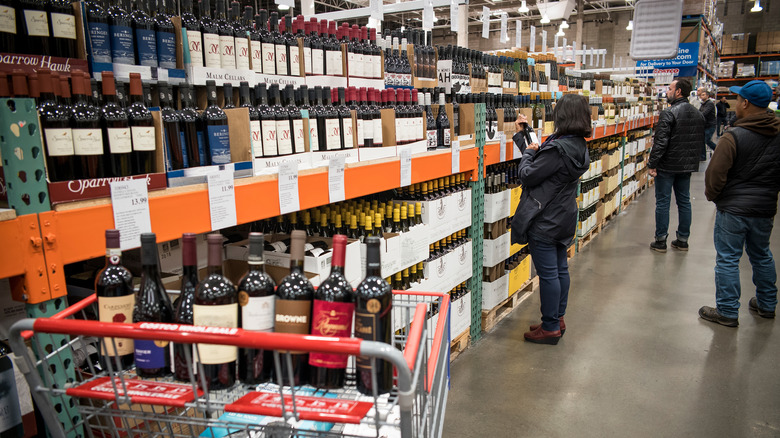 When Does Costco Restock In 2022? (Must Know Before Visiting)