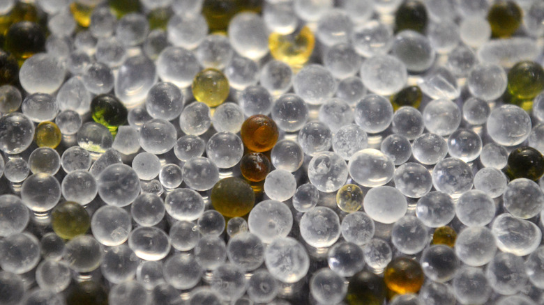 Closeup of silica gel beads