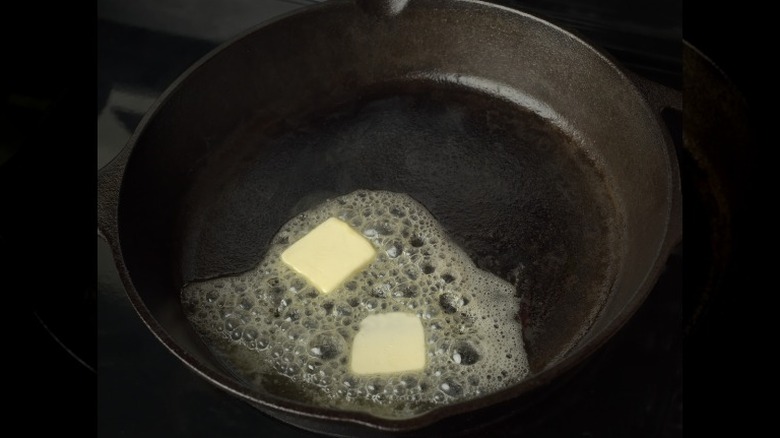 cast iron skillet