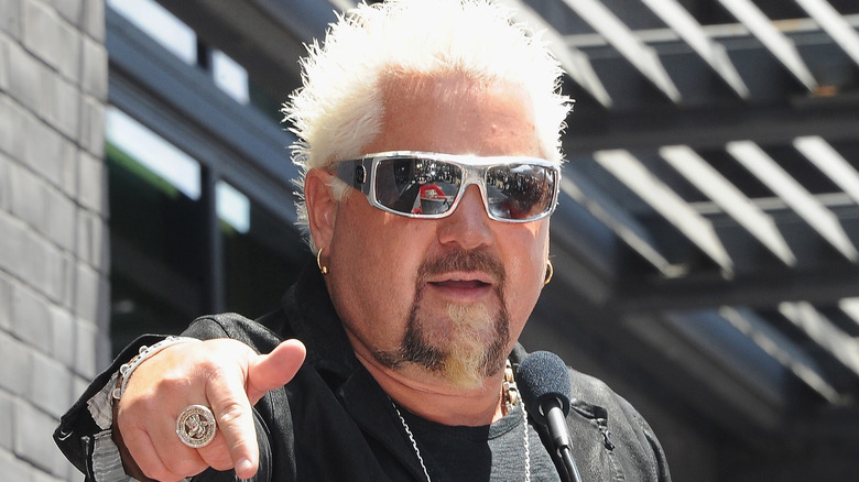 Guy Fieri pointing