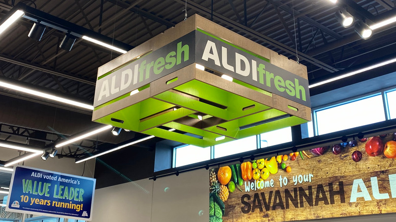 Aldi shopping carts