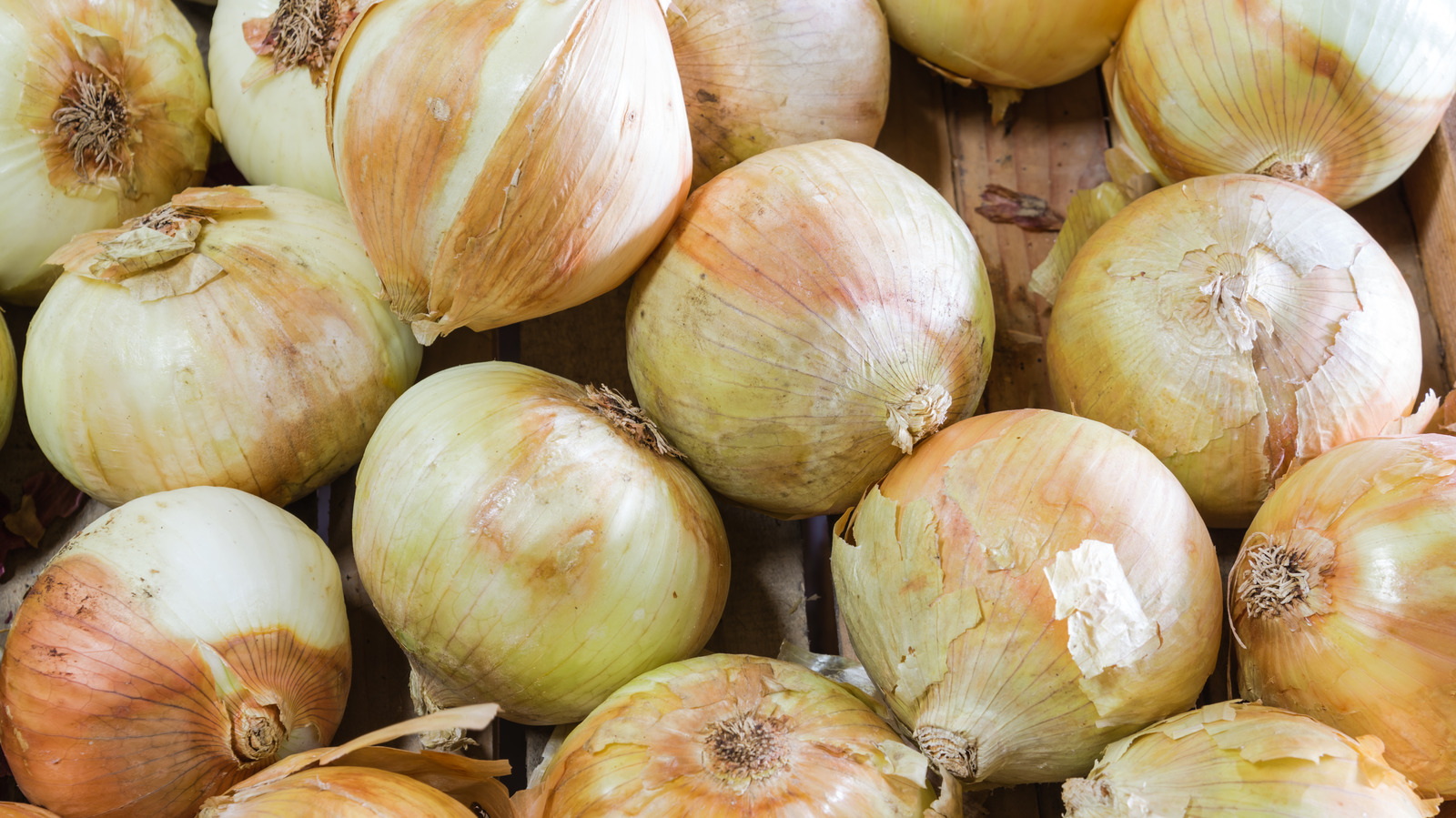 If You Buy Vidalia Onions, The FDA Might Have Bad News For You