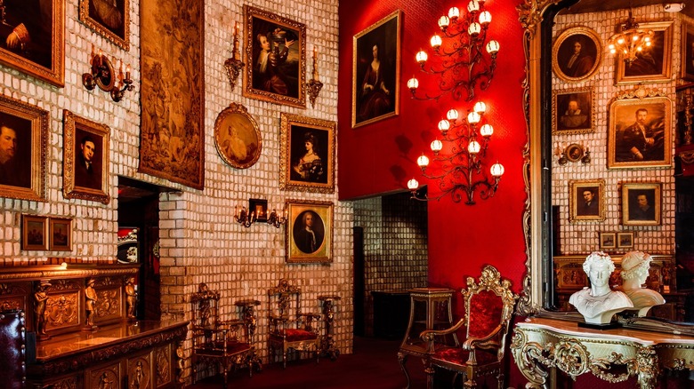 bern's steak house interior