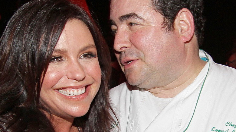 https://www.mashed.com/img/gallery/inside-rachael-ray-and-emeril-lagasses-rocky-relationship/intro-1655927752.jpg