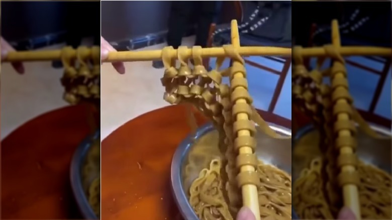 Knitting noodles with chopsticks
