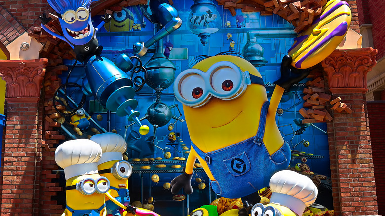 Minions chefs in visual display