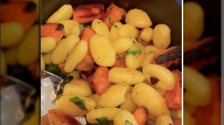 A serving of gnocchi 