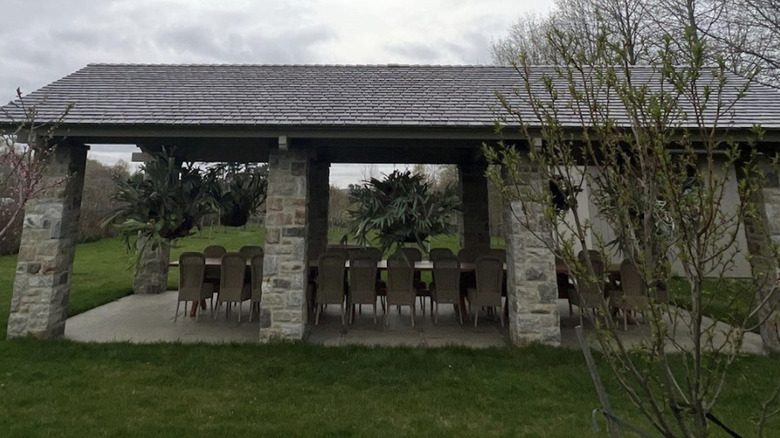 Martha Stewart's new pool pavilion