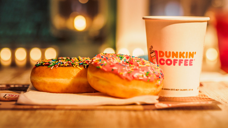 Dunkin' donuts and coffee 