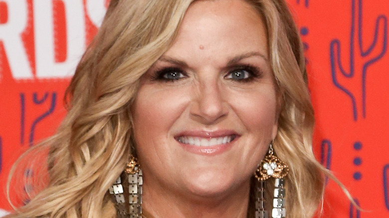 Trisha Yearwood smiling