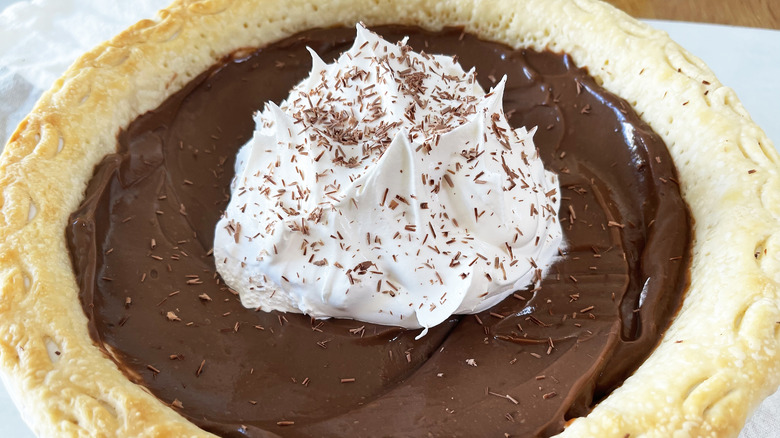 pudding pie with whipped cream