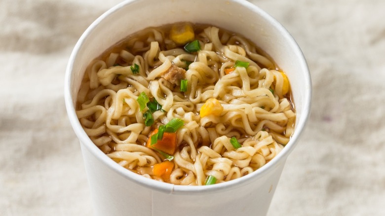 Instant noodles