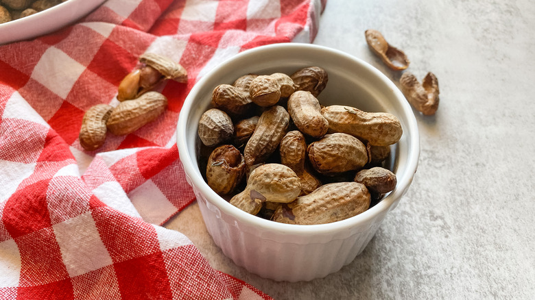 boiled peanuts with gingham towel