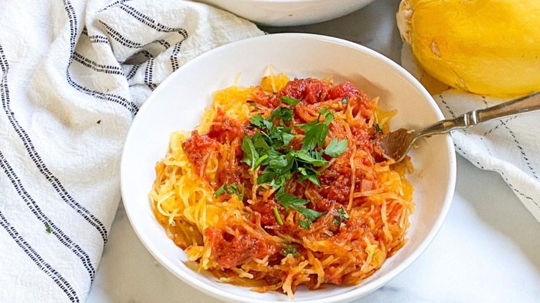 spaghetti squash with sauce