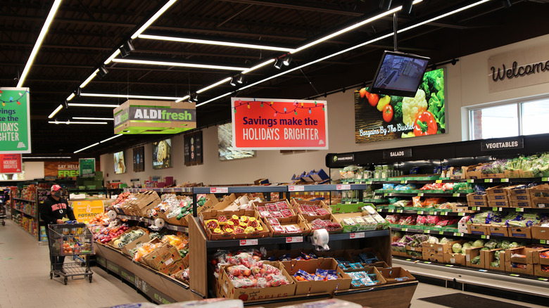 aldi produce section