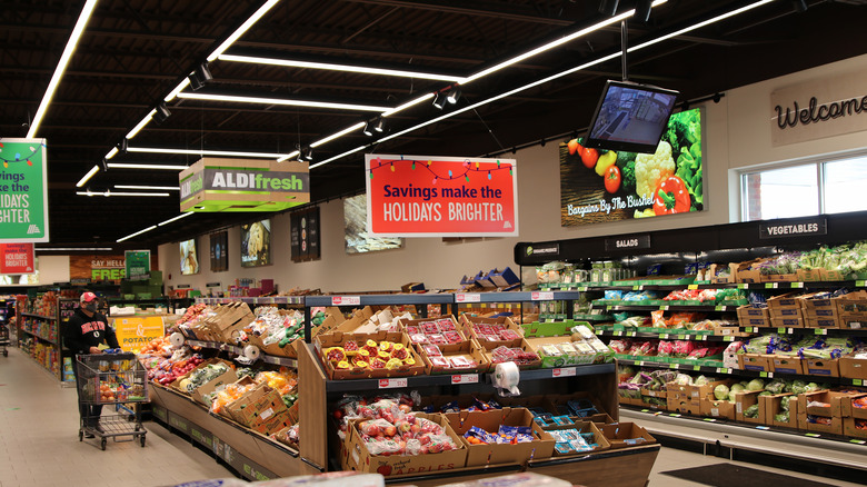 aldi produce section