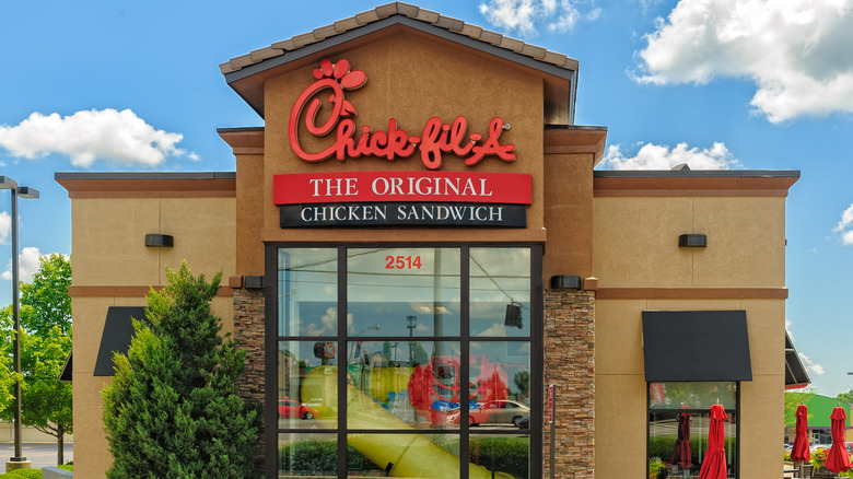 Chick-fil-A location exterior