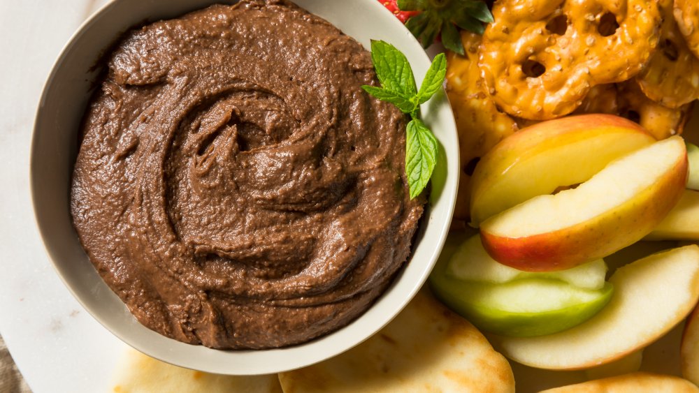 chocolate hummus