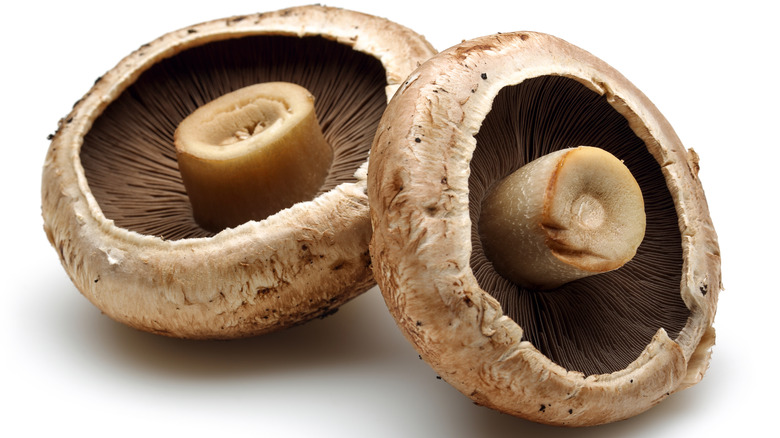 Portobello mushrooms, gills up
