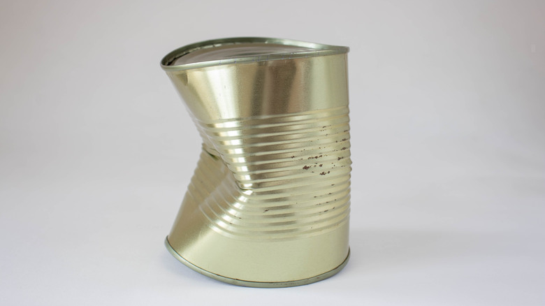 Is It Safe To Eat Food From A Dented Can?