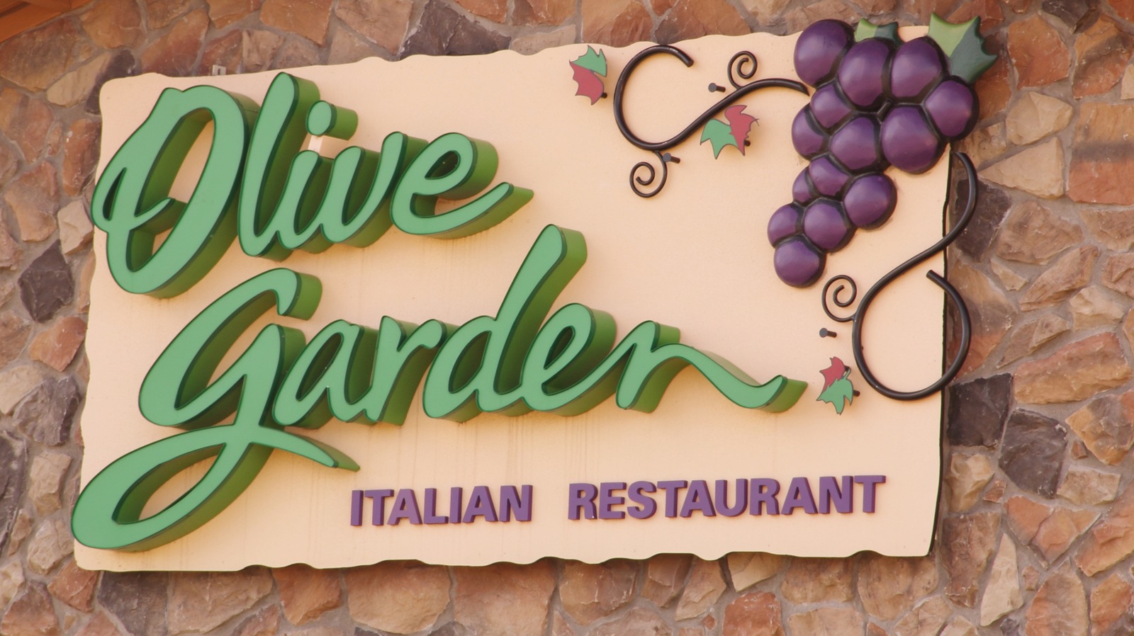 olive garden burbank hours Stakes allotment