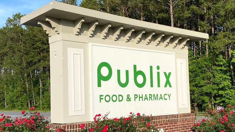 Publix sign