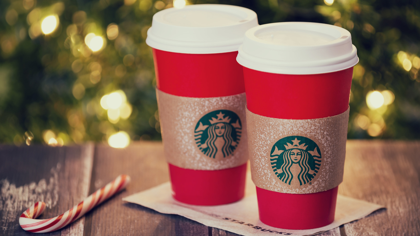 Is Starbucks Open On New Year's Day 2022?