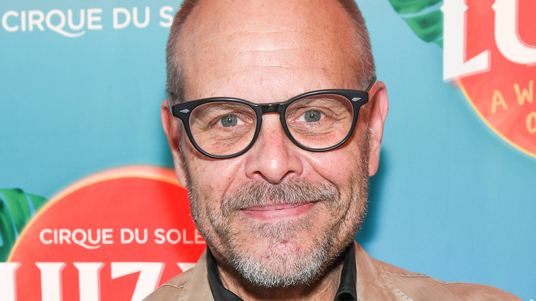 Alton Brown close-up