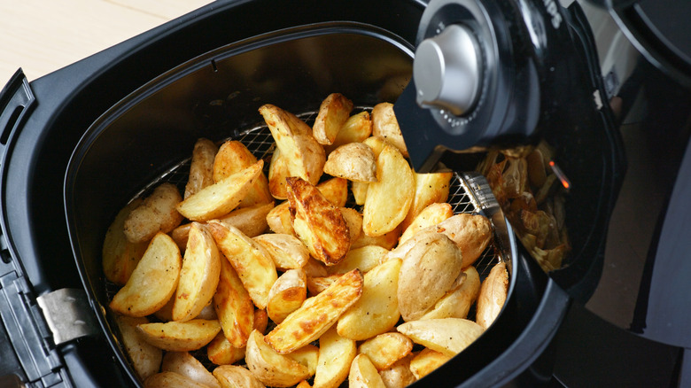 Potato wedges in air fryer