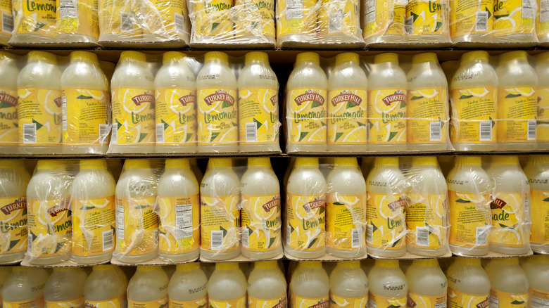 Bottles of Turkey Hill lemonade on store shelf