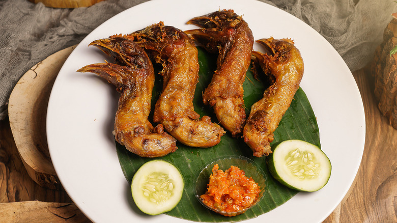 crisp-roasted chicken heads