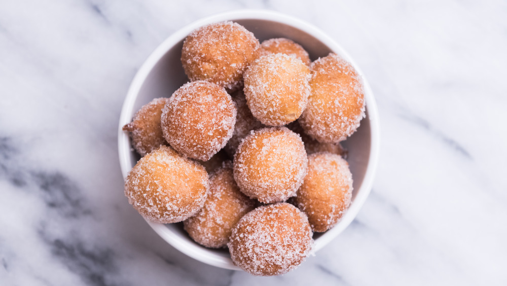 Sugary donut holes