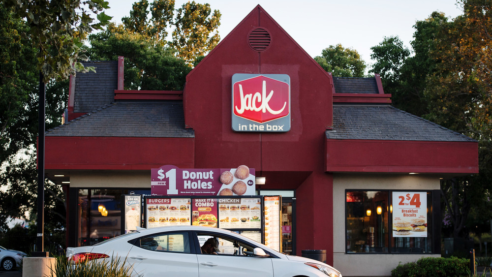 Jack in the Box restaurant exterior