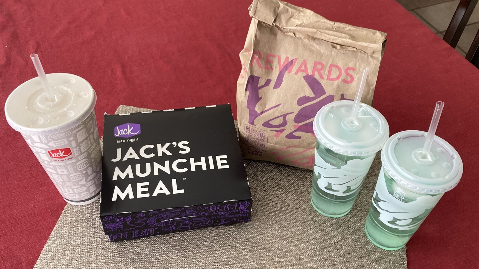 Jack In The Box Vs Taco Bell How Far Will 10 Go?