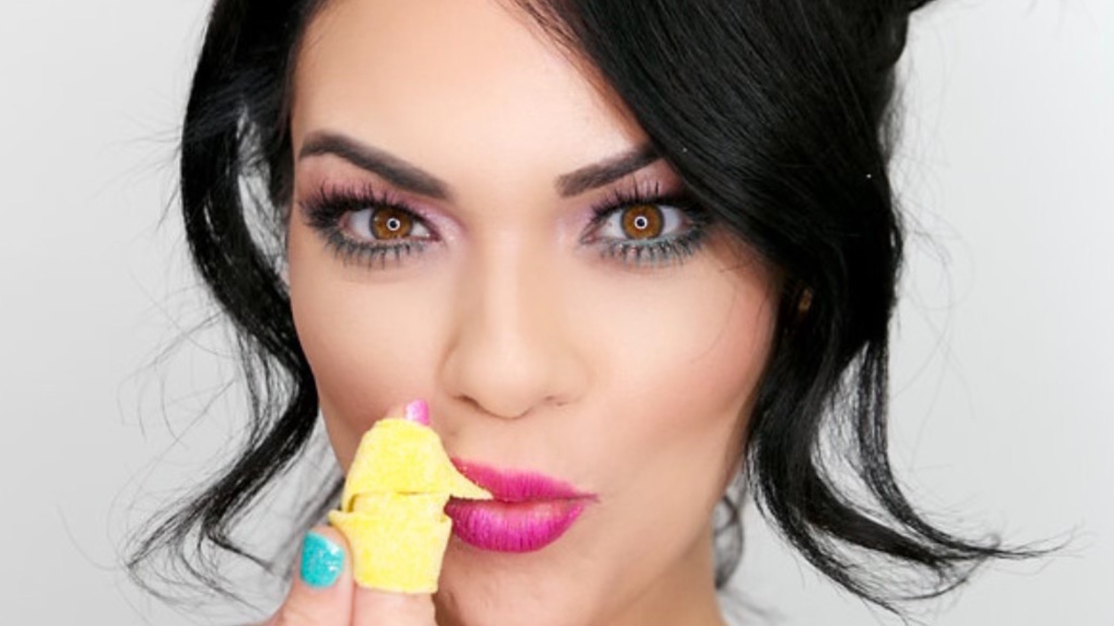 Jackie Sorkin Builds A Candy House On Hulu's Candified And Never Stops