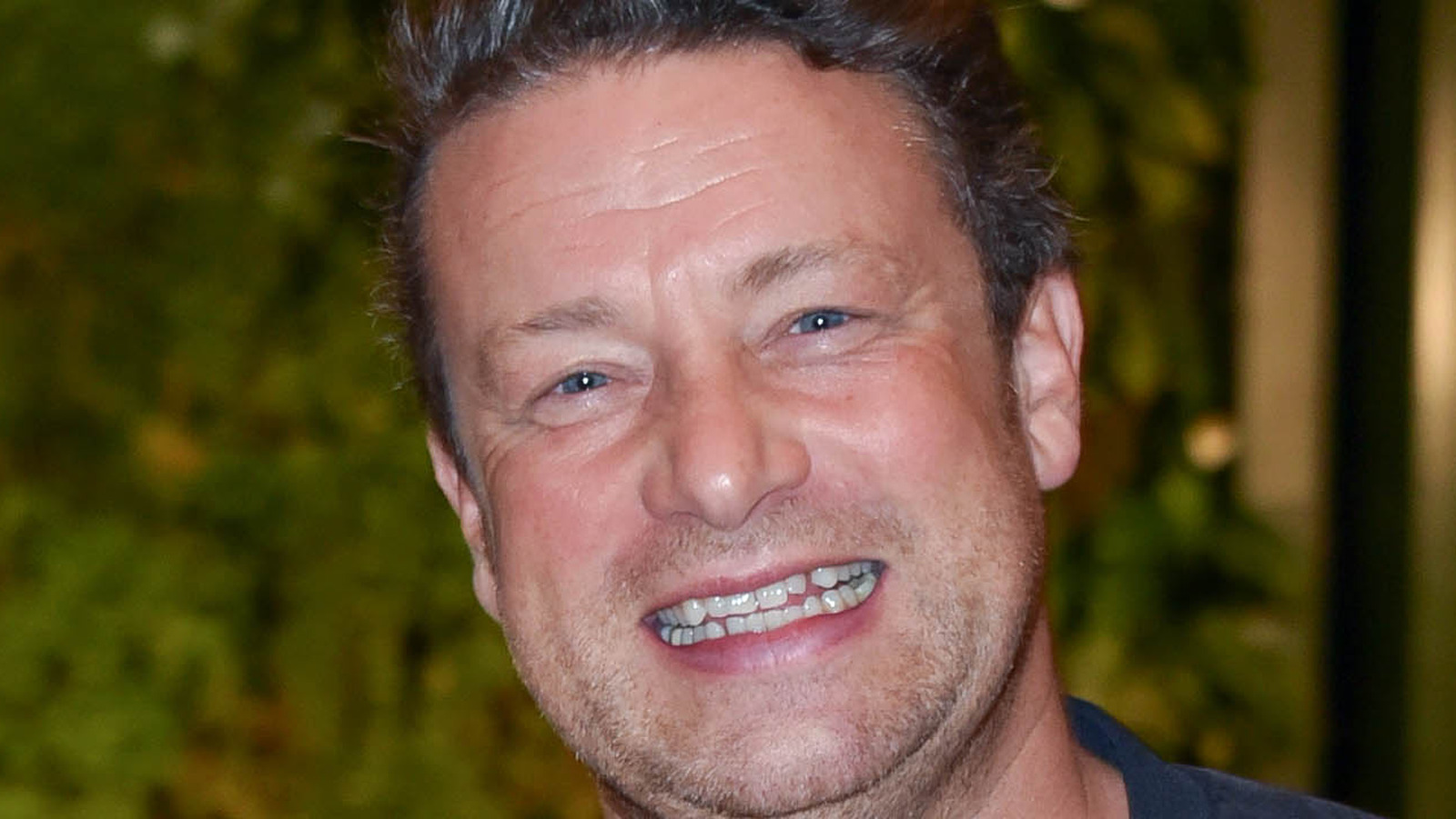 Jamie Oliver's 'Tray Bake Chicken' Technique Is An Affordable Way To