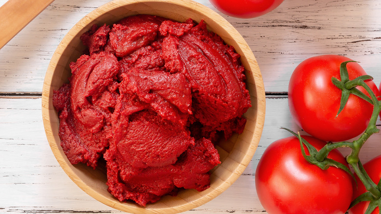 A bowl of Turkish tomato paste.