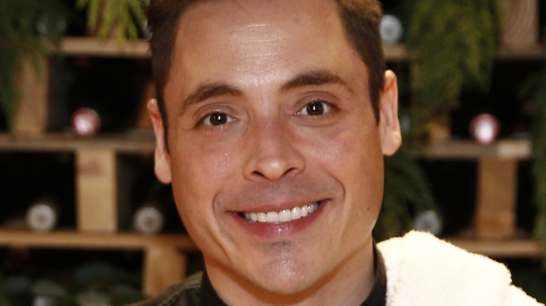 Jeff Mauro smiling on stage