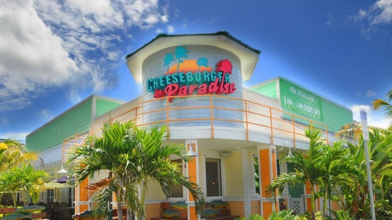 Cheeseburger in Paradise restaurant