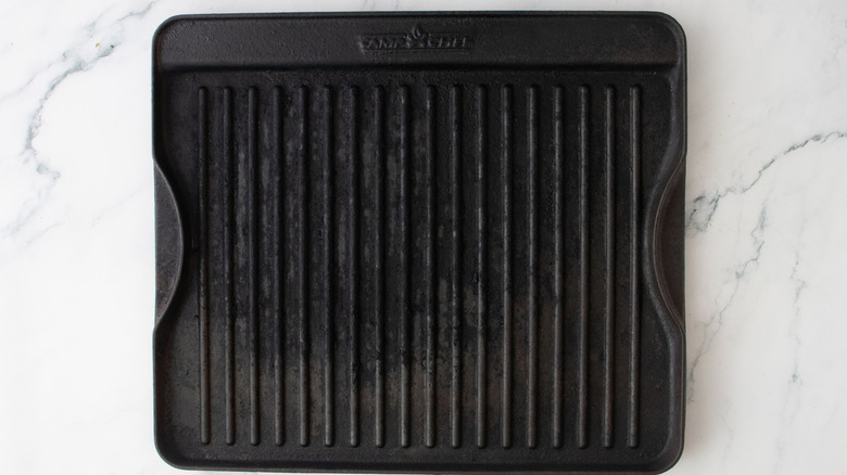Grill pan on countertop