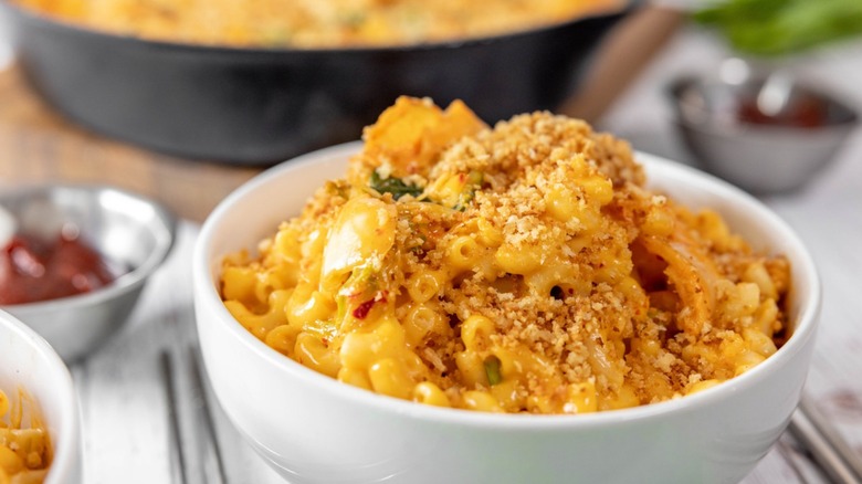 kimchi mac and cheese bowl