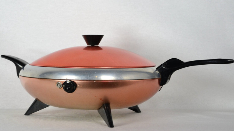 Copper flying saucer skillet