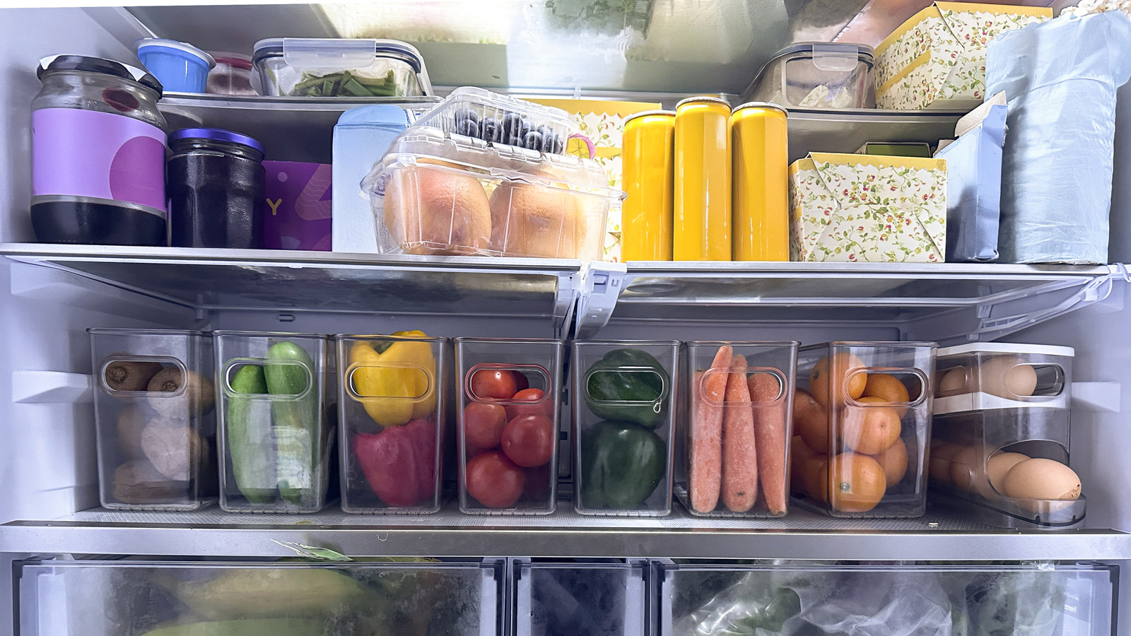 <a href="https://www.mashed.com/2221792/kroger-egg-recall-salmonella-food-poisoning/" target="_blank">Kroger Customers, Check Your Fridges: This Popular Item Has Been Linked To A Possible Food Poisoning Risk</a>