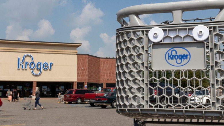 Kroger signage and cart